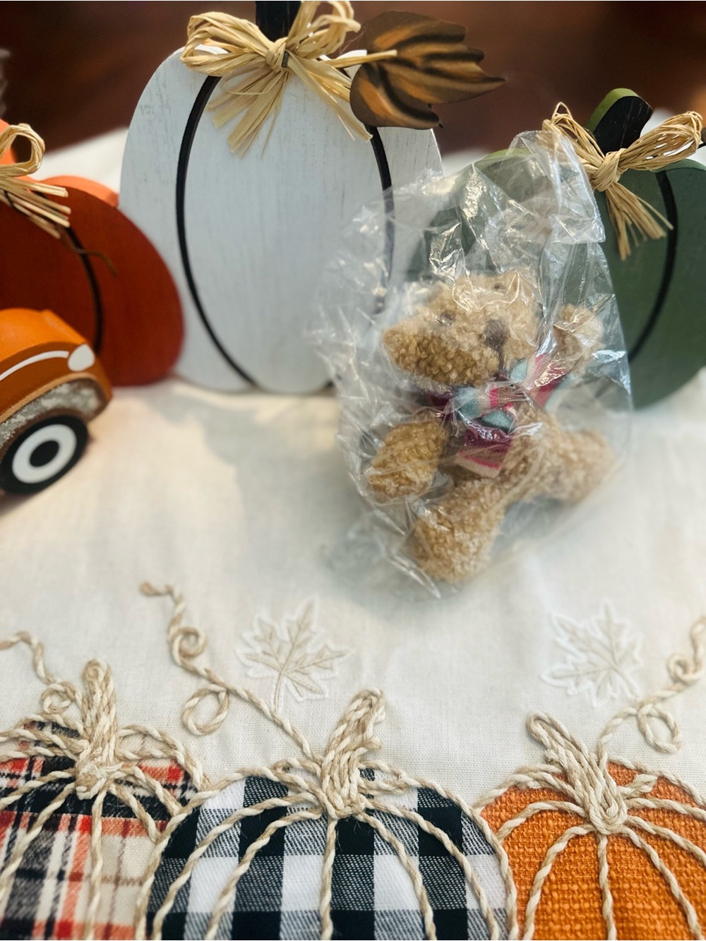 🍁GAP Mini Plush Teddy Bear bag charm - Brown